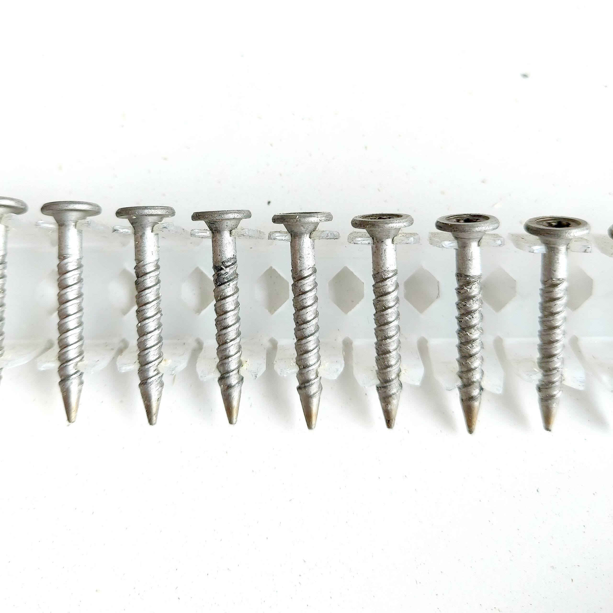 FBC 0 DEGREES SS NAIL SCREWS FOR PASLODE IM45GN AND LCP45 - Image 2
